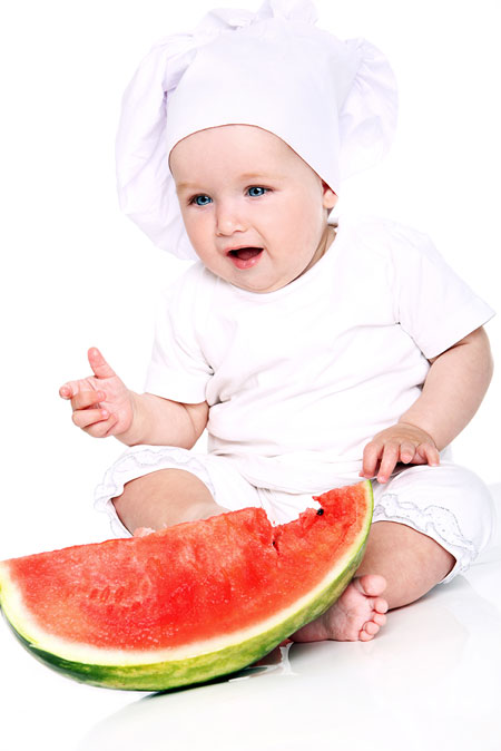 bebe-comiendo-sandia